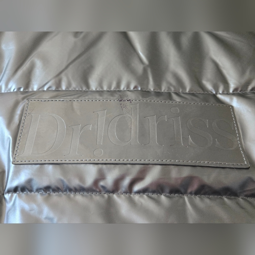Dr Driss Y2k Silver Women's Puffer Tote Bag NWOT - Picture 2 of 10